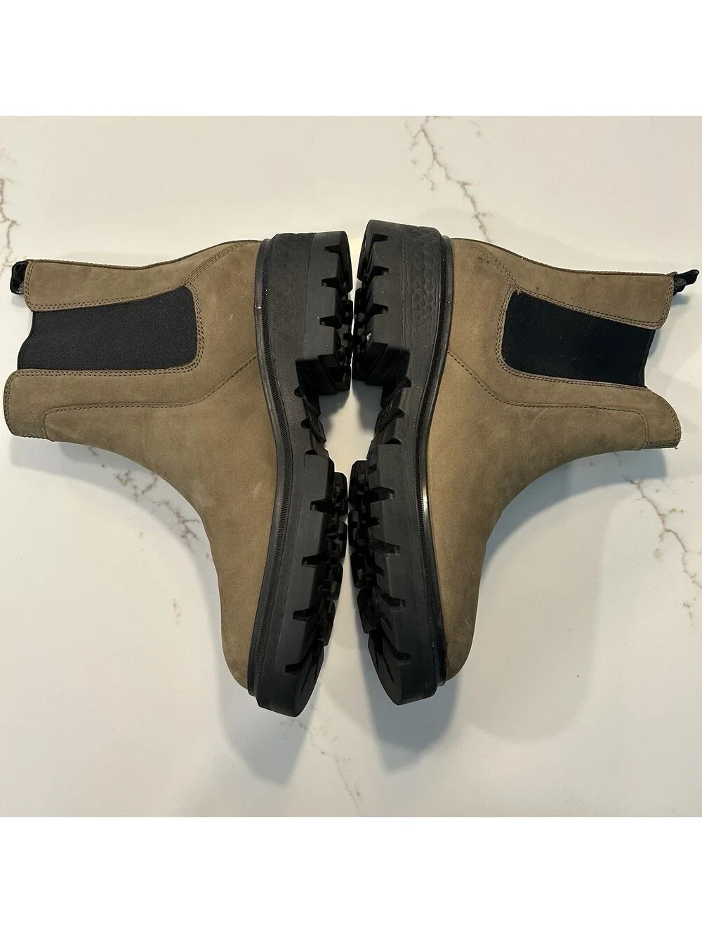 Women’s Timberland Suede Boots 9